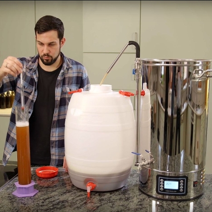 Mit der Bierspindel die Stammwürze messen