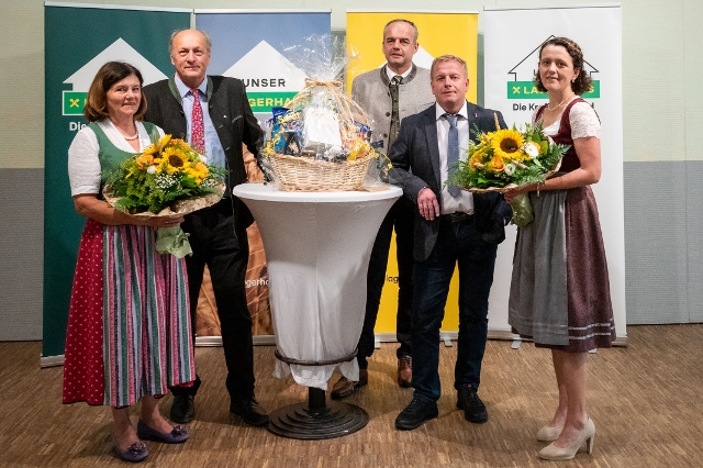 Hubauer, Gattin Eva, Schachinger, Gattin Ursula, 2.v.re. Barth
