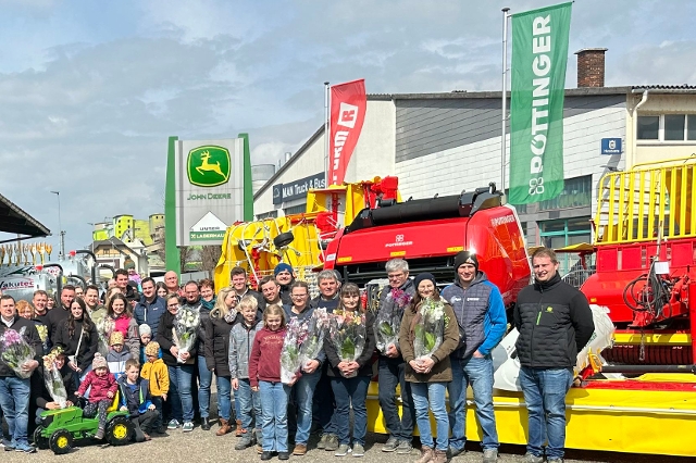 John Deere Traktorenübergabe