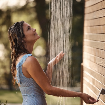 Solardusche im Garten: Das sollten Sie beachten