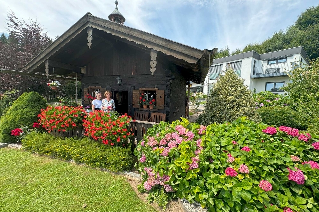 Lagerhaus Gartenstory Helene und Eva beim Troadkasten