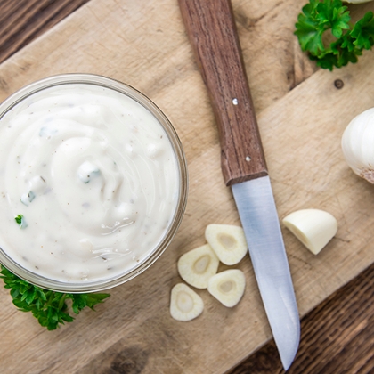 Knoblauchdip für die Grillfeier